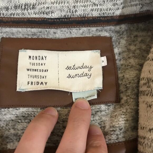 Anthropologie‎ Saturday Sunday Moelleux Gray Cream Sherpa Jacket Women’s Medium - Picture 2 of 3